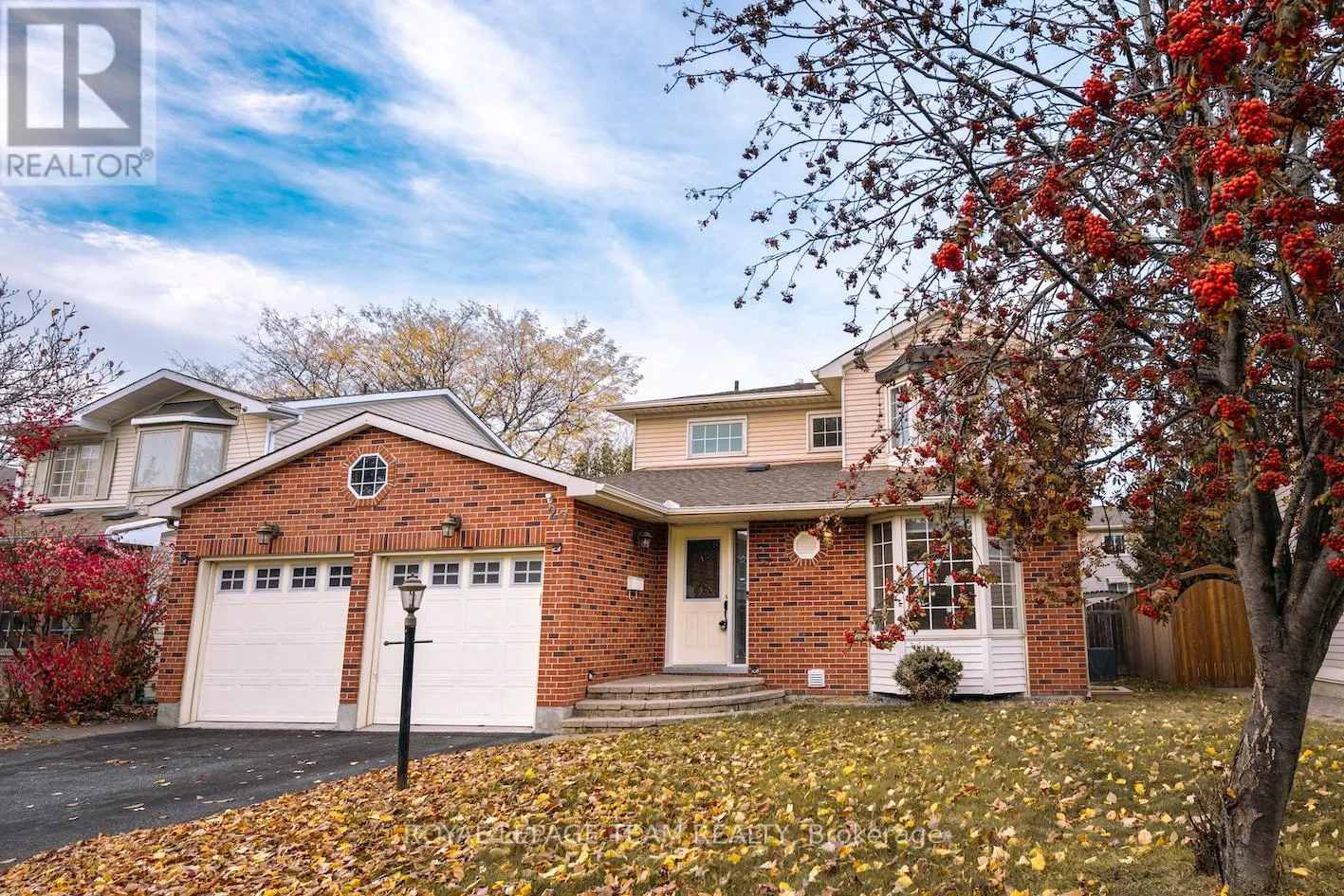 House for rent: B-27 Rockcress Gardens, Ottawa, Ontario K2G 5A6