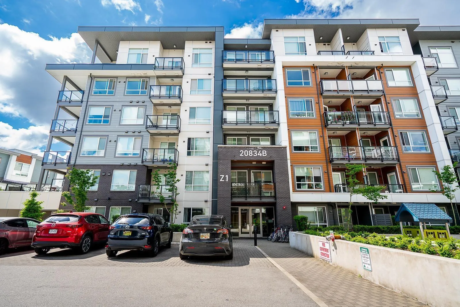 Apartment for rent: B502 20834 80 Avenue, Langley, British Columbia V2Y 3M5