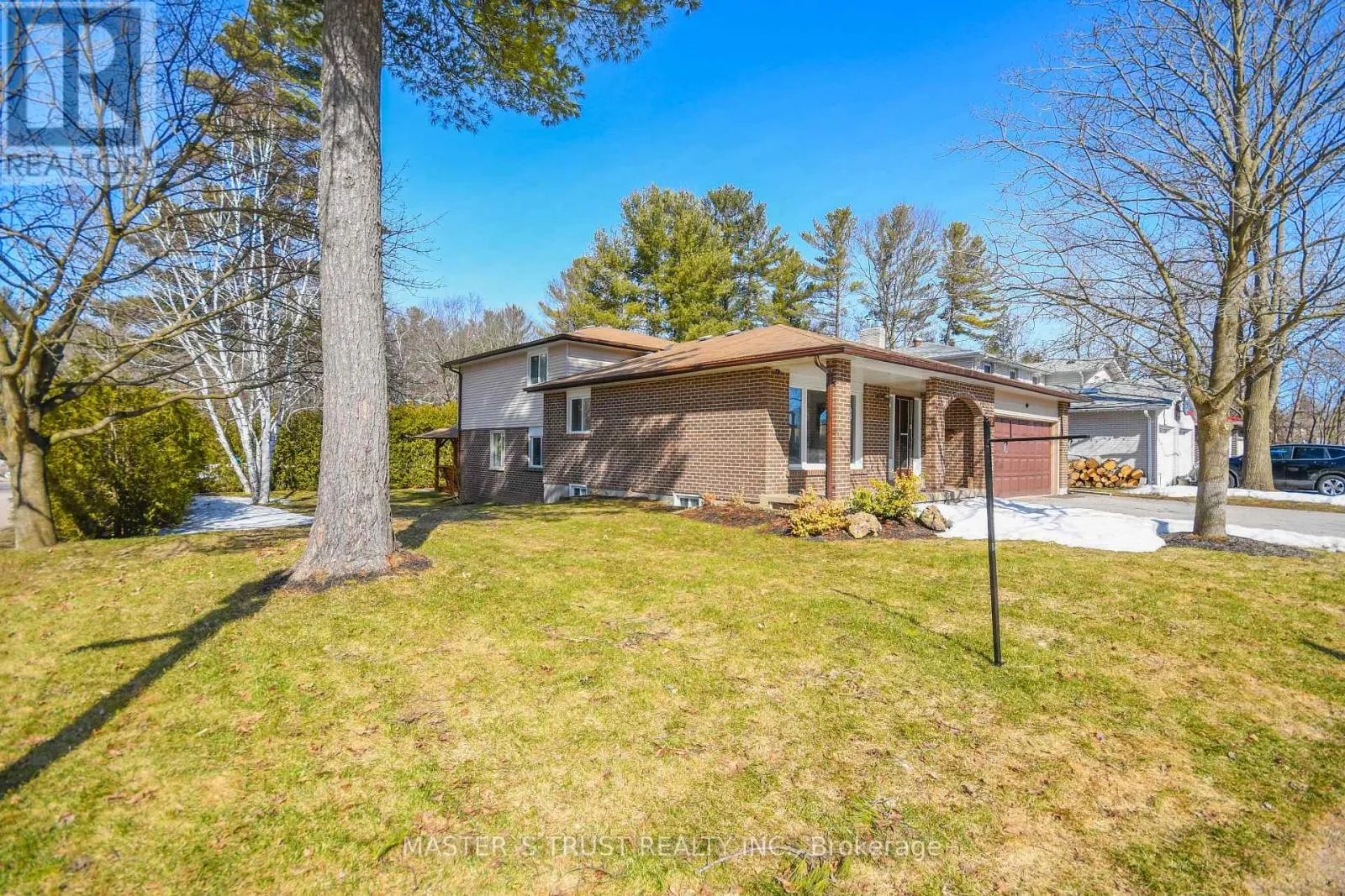 Other for rent: Back Unit - 197 Browning Trail, Barrie, Ontario L4N 5H6