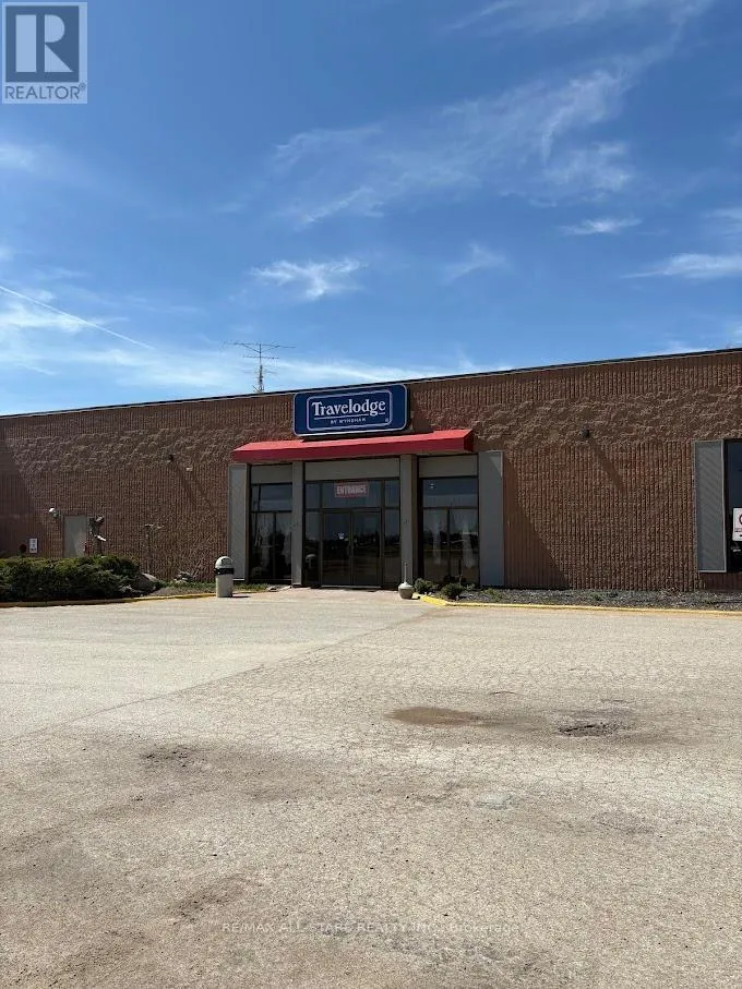 Offices for rent: Balsam Room - 1754 Highway 7, Kawartha Lakes, Ontario K9V 4R2