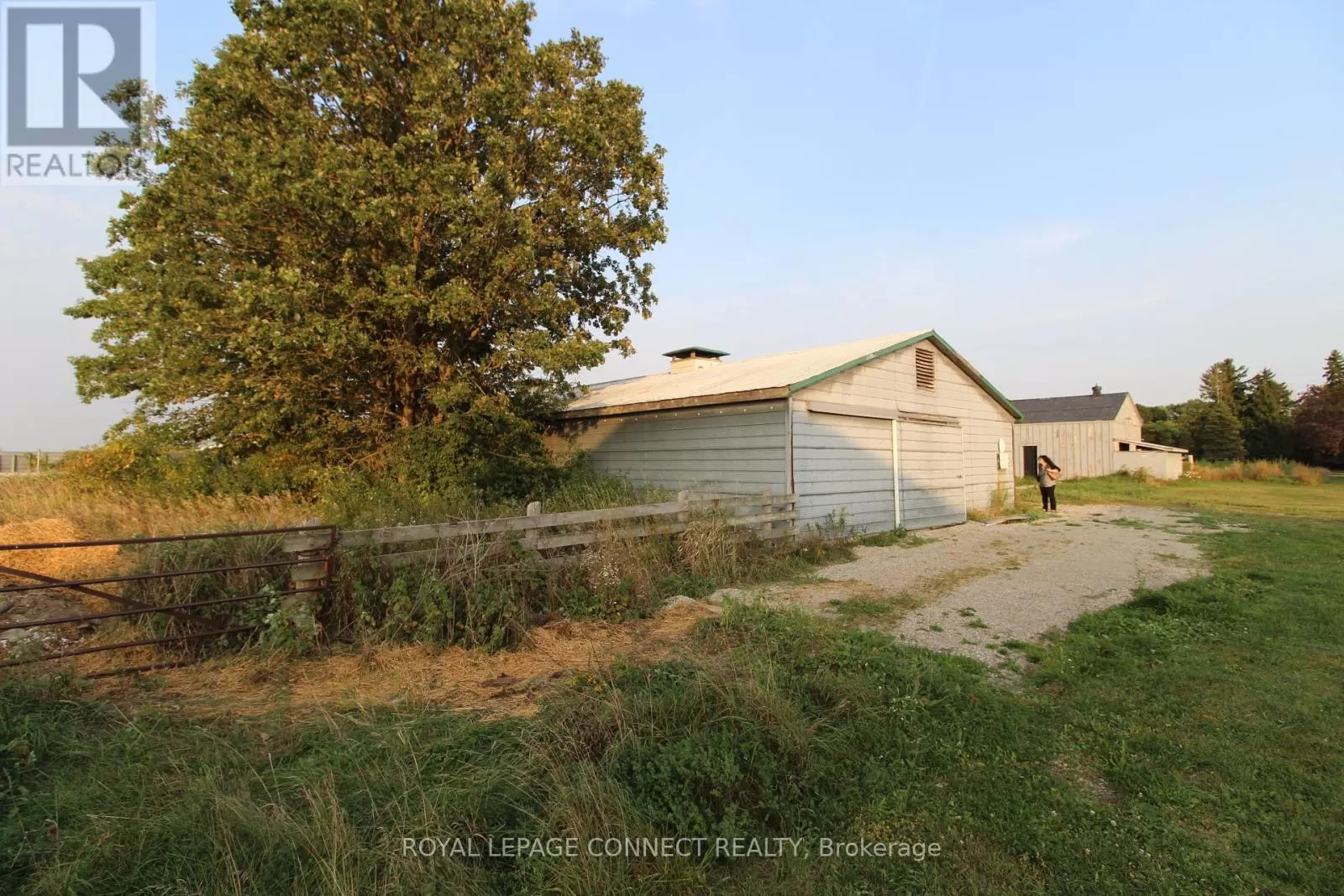 ...barn - 10748 Mcewen Drive, Middlesex Centre, Ontario N0M 1P0