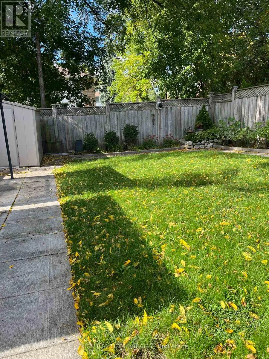 House for rent: Basement - 12 Albert Street, Markham, Ontario L3P 2T2