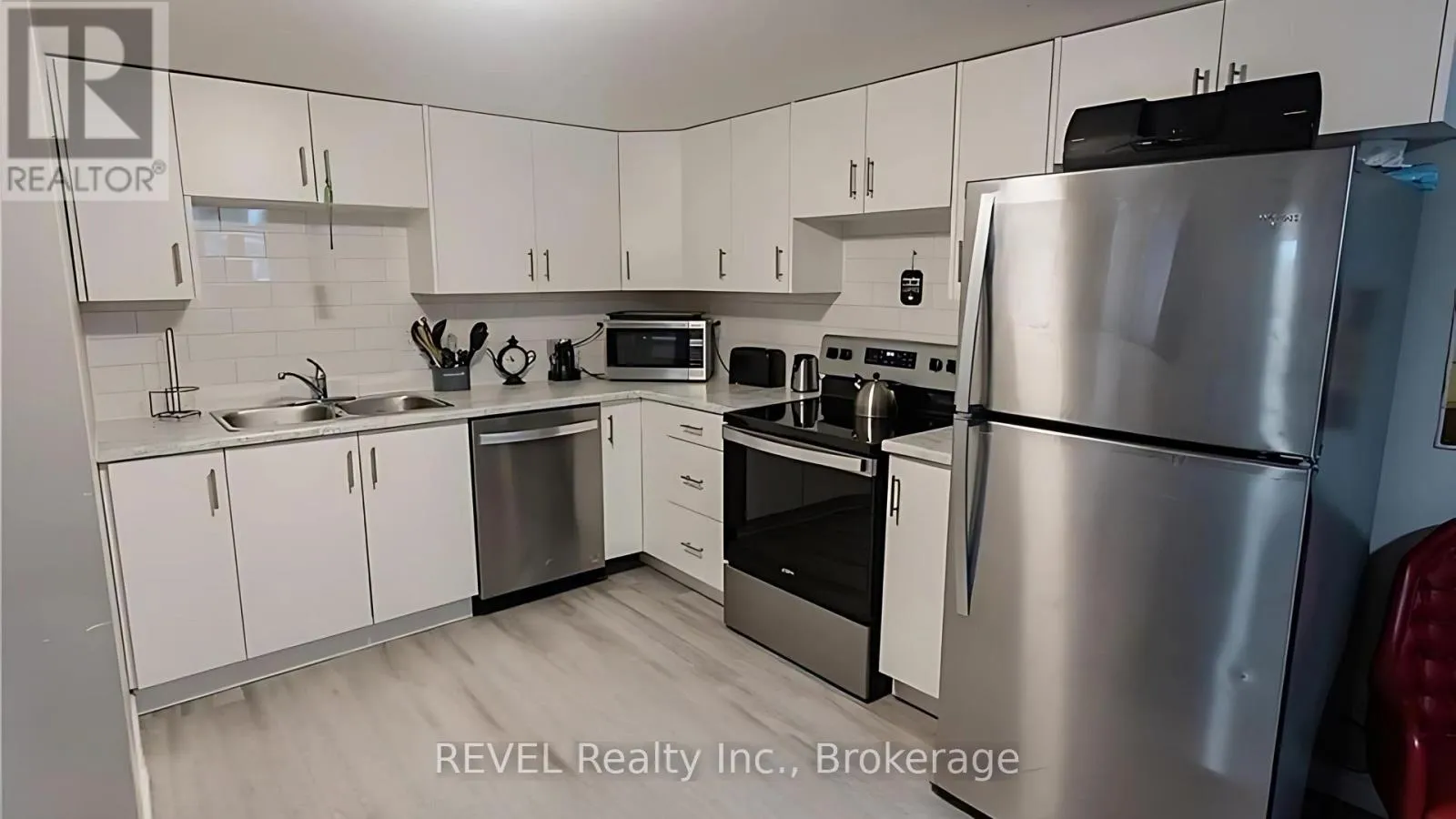 House for rent: Basement - 12 Glendale Drive, Welland, Ontario L3C 4Y6