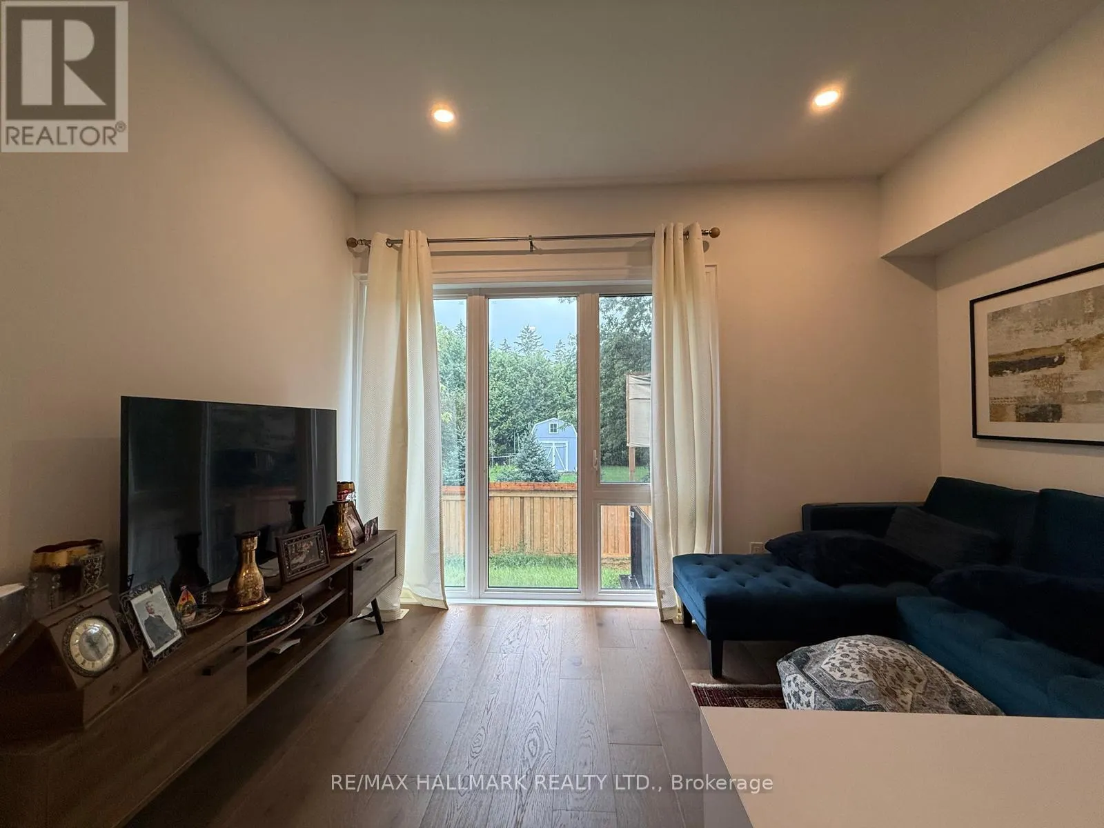 House for rent: Basement - 14 Persica Street, Richmond Hill, Ontario L4E 1L3