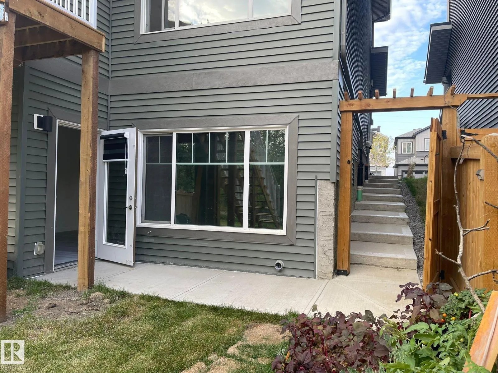 House for rent: #basement 1565 Esaiw Pl Nw, Edmonton, Alberta T6M 0E5