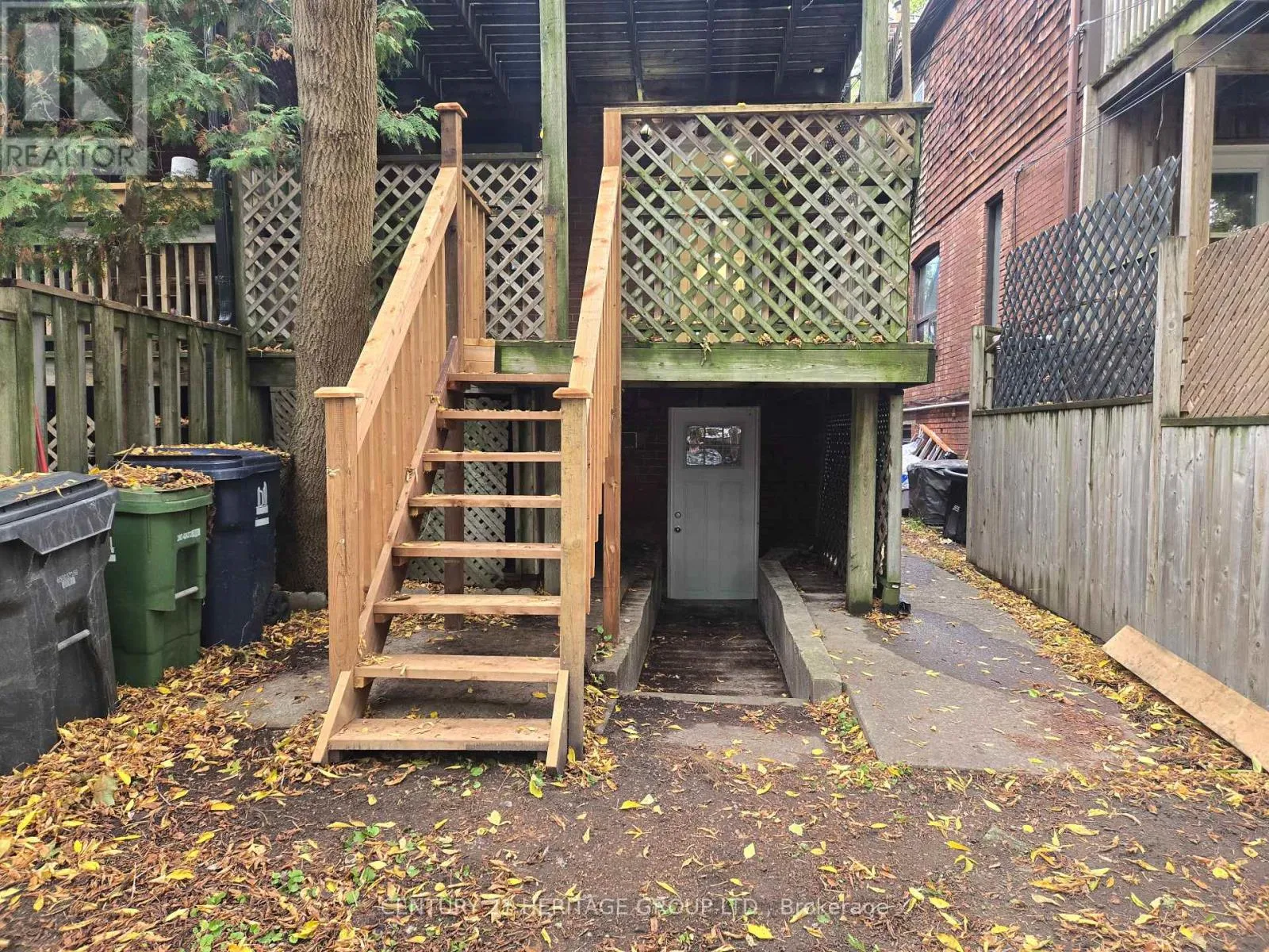 House for rent: Basement - 217 Kingston Road, Toronto, Ontario M4L 1T5