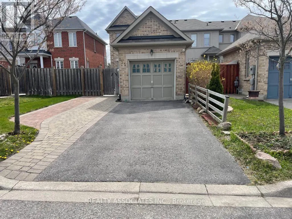 Row / Townhouse for rent: (basement) - 35 Vettese Court, Markham, Ontario L6B 0V6