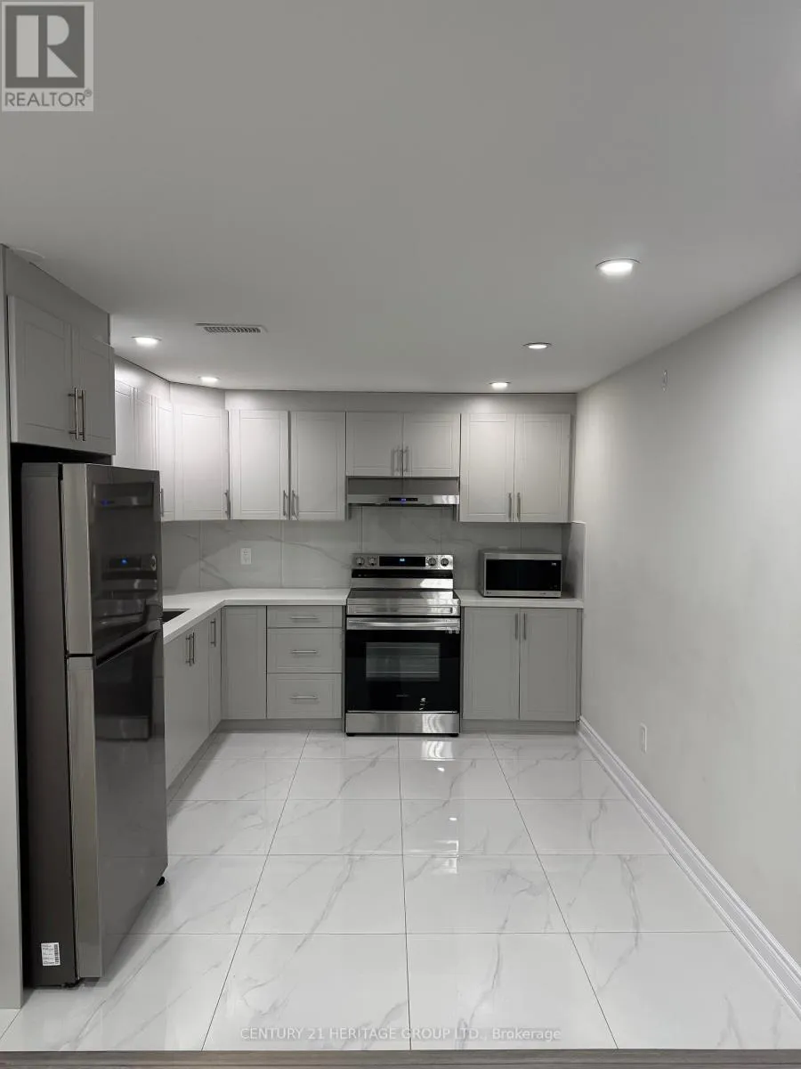 House for rent: Basement - 43 Allangrove Avenue, East Gwillimbury, Ontario L9N 0X6