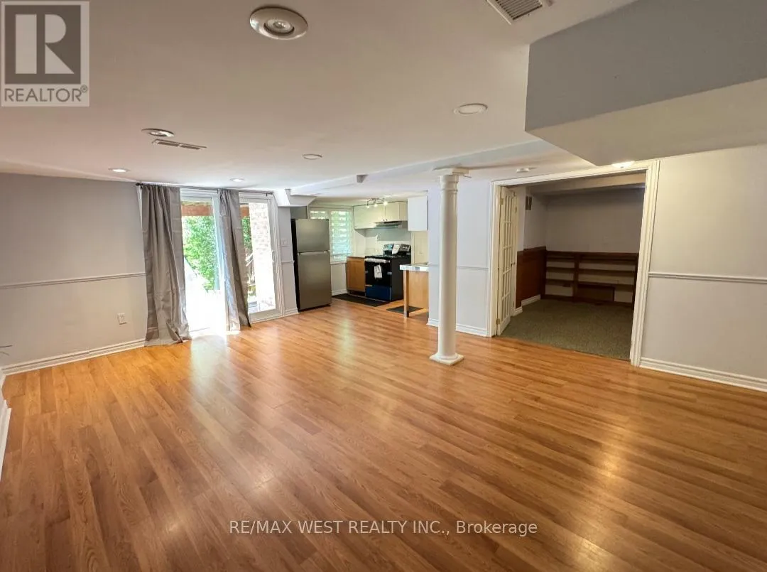 House for rent: Basement - 43 Chiswick Crescent, Aurora, Ontario L4G 6P1