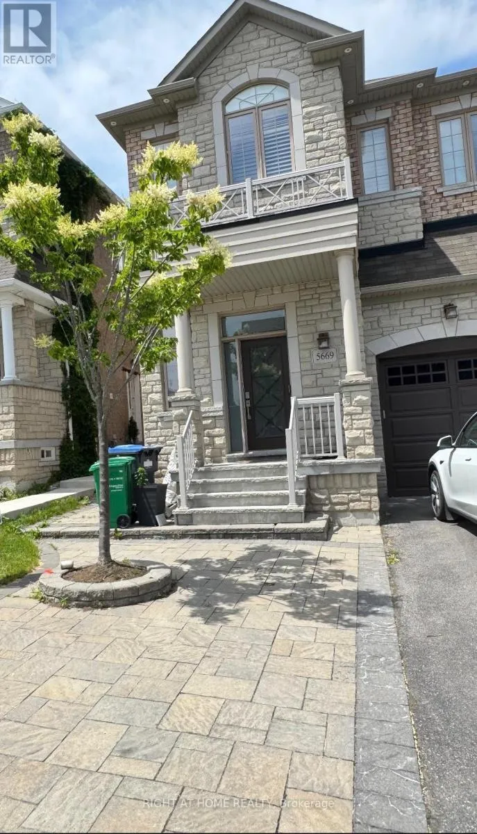 House for rent: Basement - 5669 Ethan Drive, Mississauga, Ontario L5M 0V1