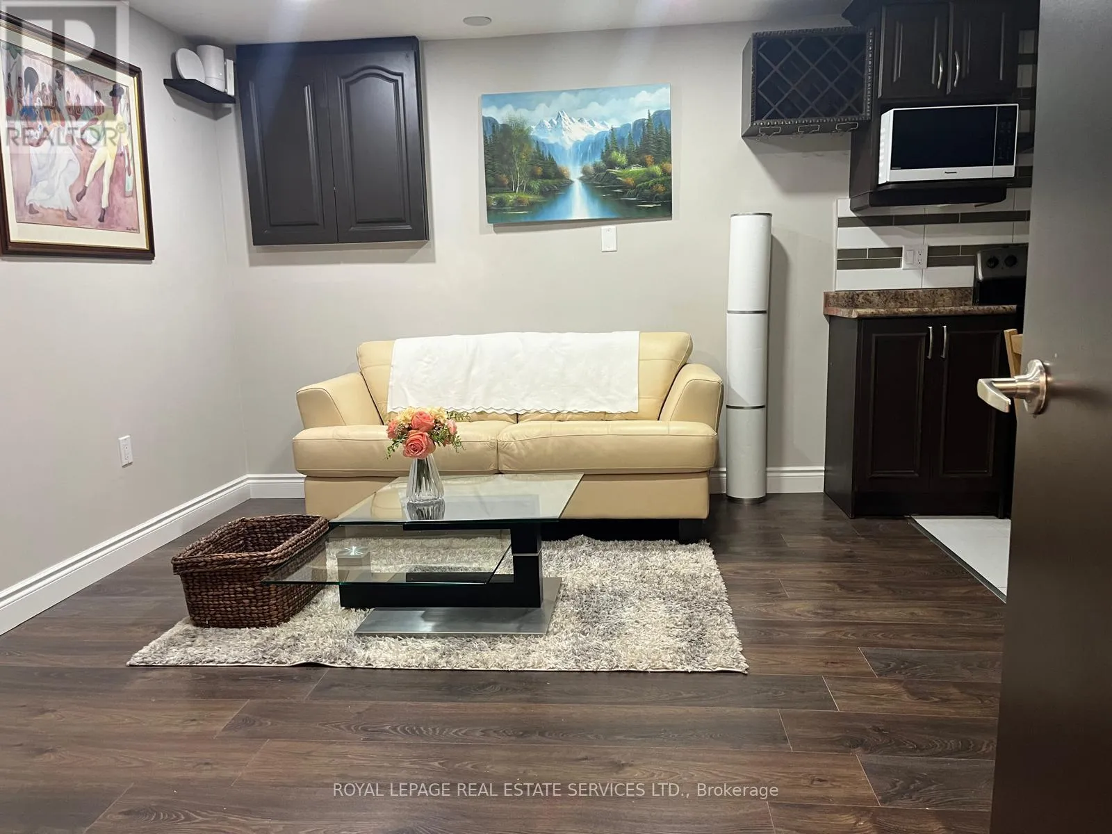 Other for rent: Basement - 6057 Leeside Crescent, Mississauga, Ontario L5M 5K6