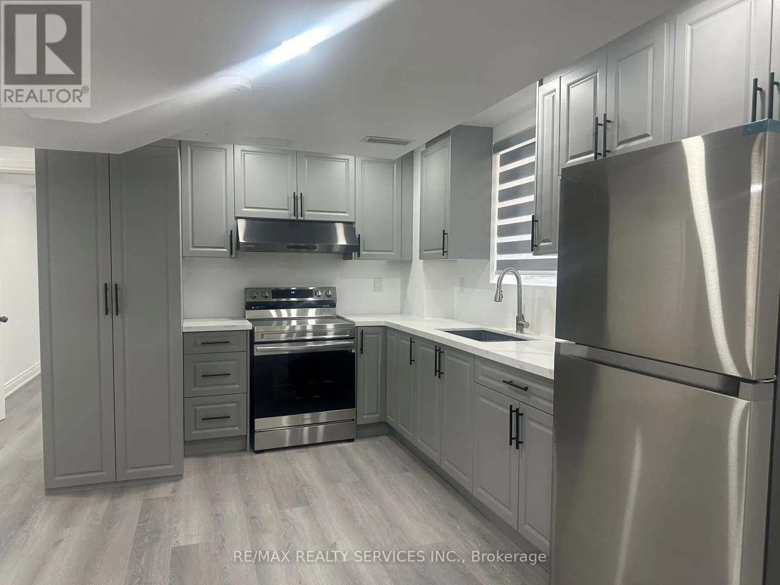 House for rent: Basement - 64 Fallstar Crescent, Brampton, Ontario L7A 2J7