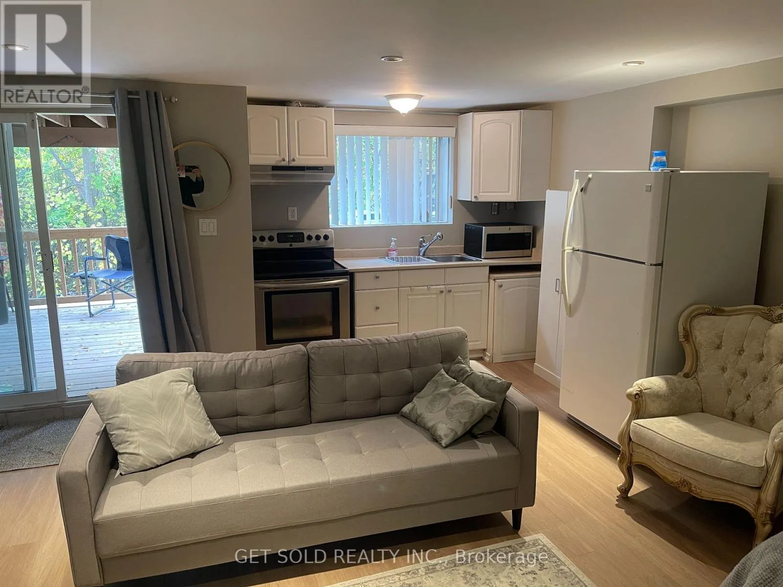 Row / Townhouse for rent: Basement - 66 Triple Crown Avenue, Toronto, Ontario M9W 7E3