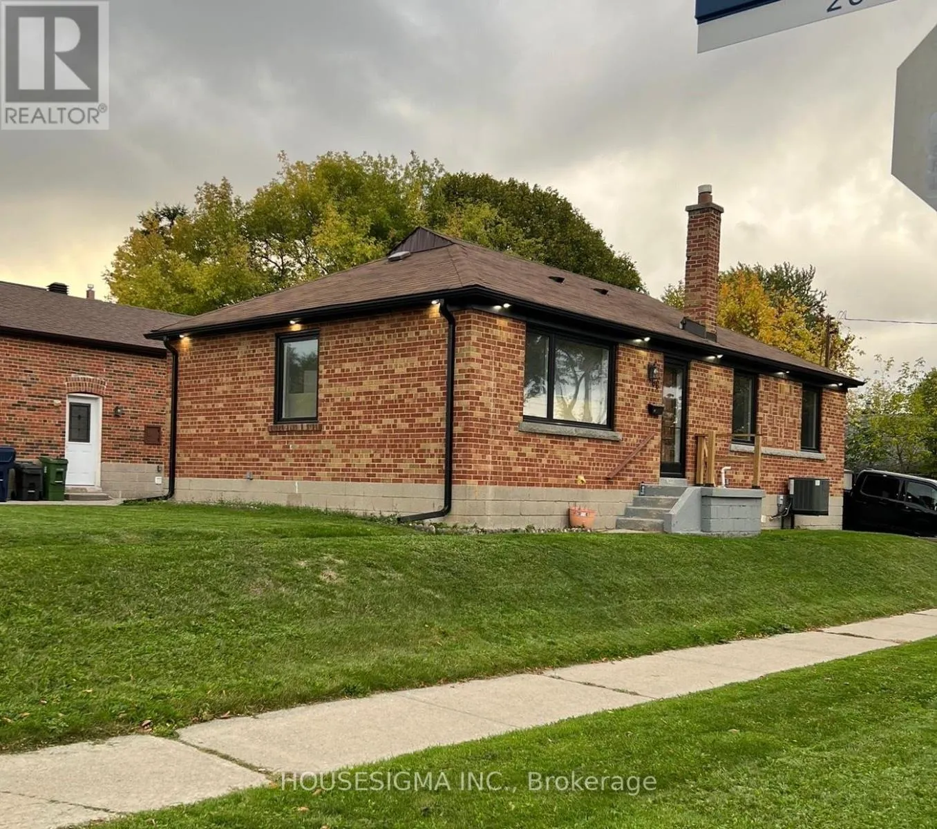 House for rent: Basement - 66 Vauxhall Drive, Toronto, Ontario M1P 1R2