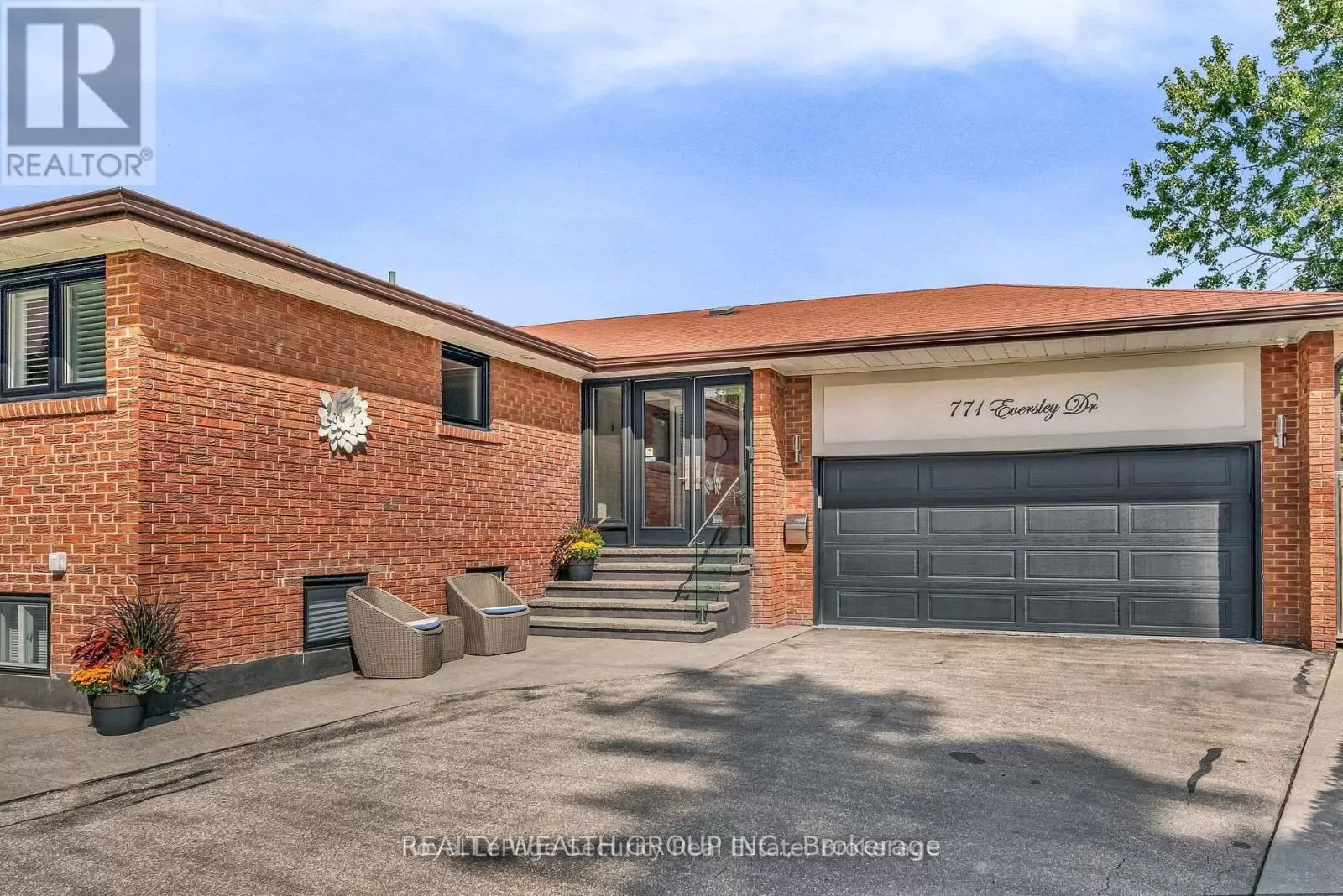 House for rent: Basement - 771 Eversley Drive, Mississauga, Ontario L5A 2E2