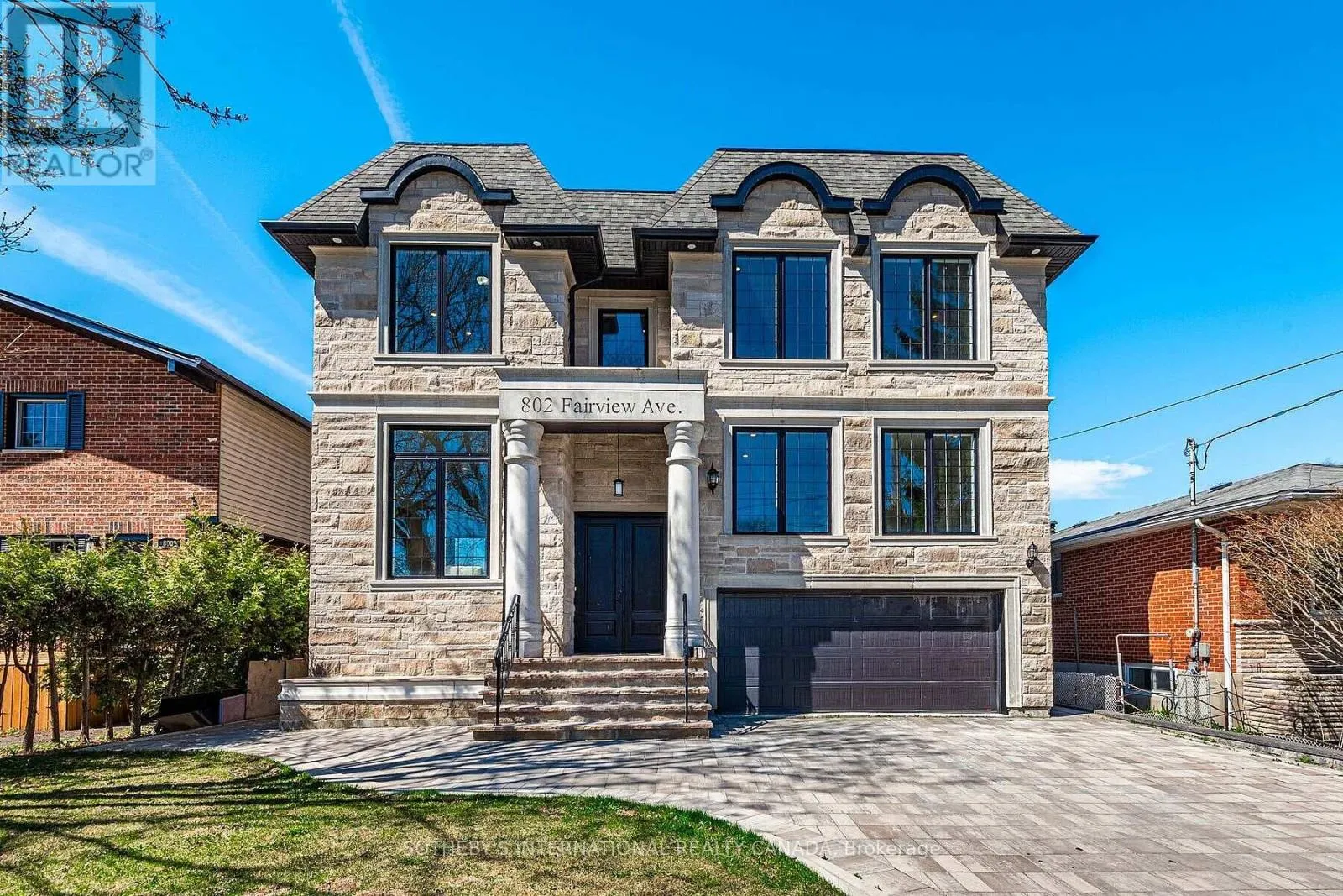 House for rent: Basement - 802 Fairview Avenue, Pickering, Ontario L1W 1M8