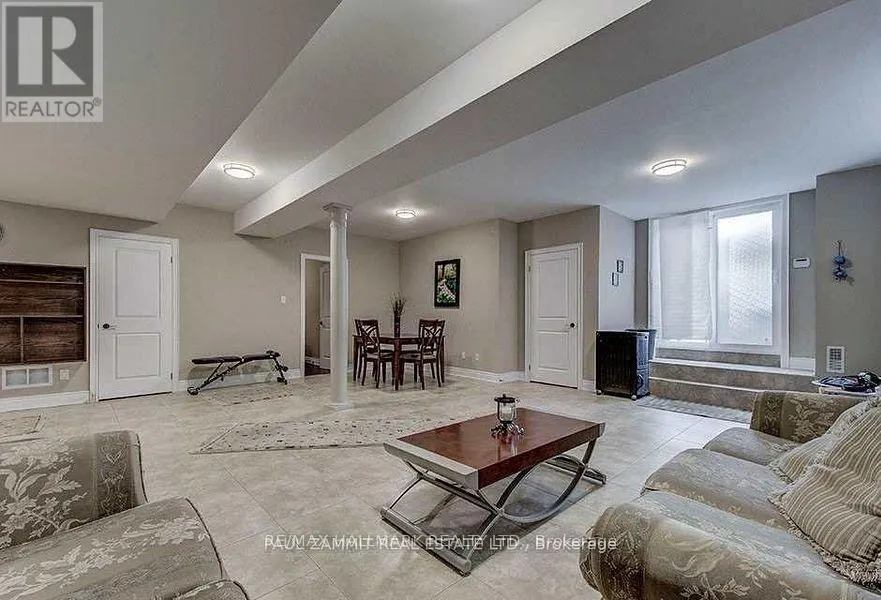 House for rent: Basement - 90 Grandview Avenue, Markham, Ontario L3T 1H4