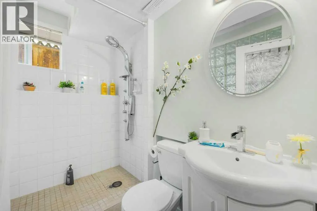 Basement Suite, 1650 Westmount Boulevard Nw, Calgary, Alberta T2N 3G6