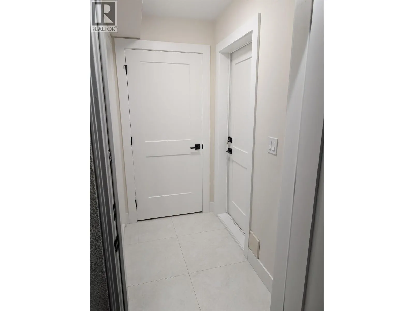 House for rent: Basement-6536 Imperial Street Street, Burnaby, British Columbia V5E 1M8