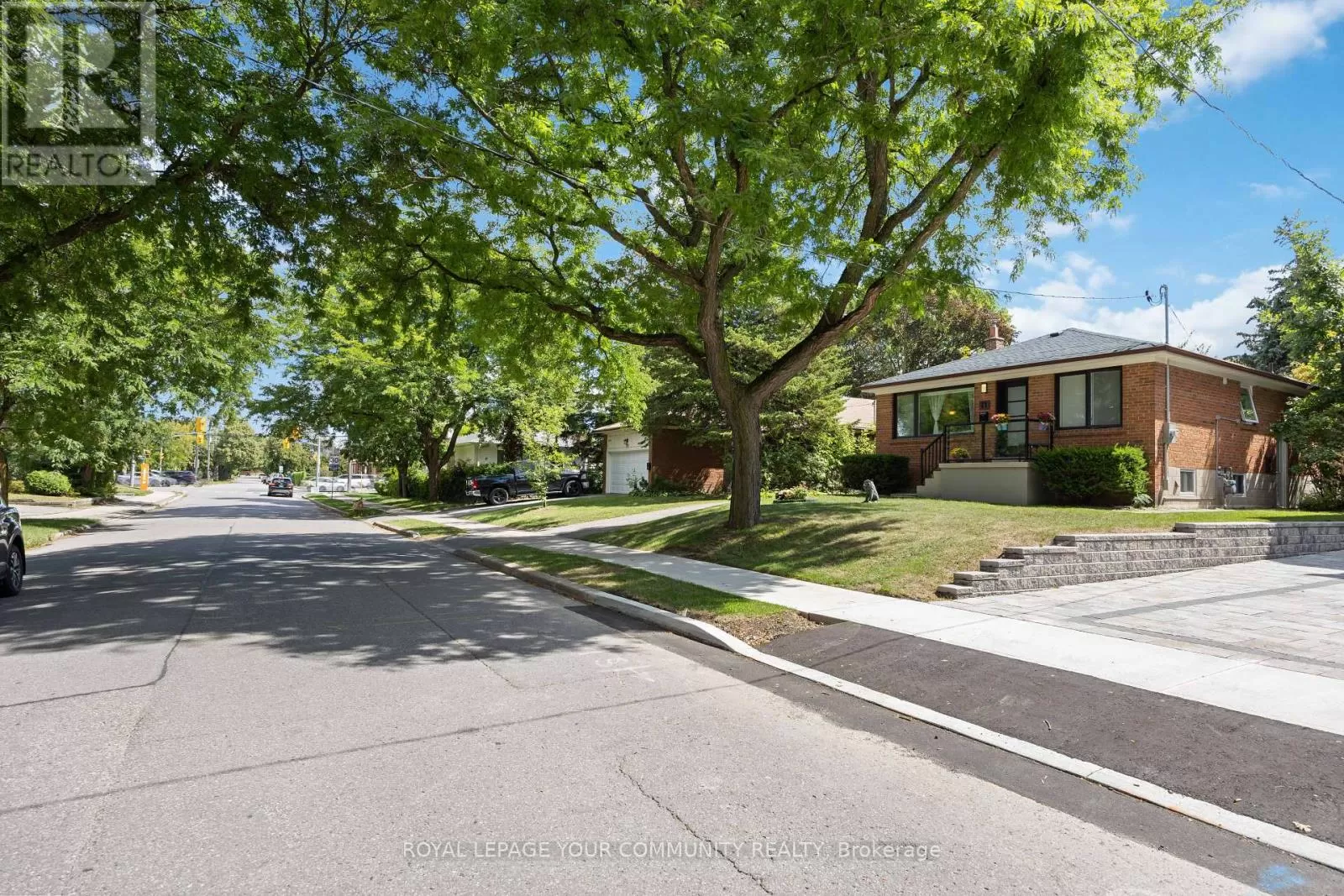 House for rent: Basement/lower Level - 71 Centre Avenue S, Toronto, Ontario M2M 2L4