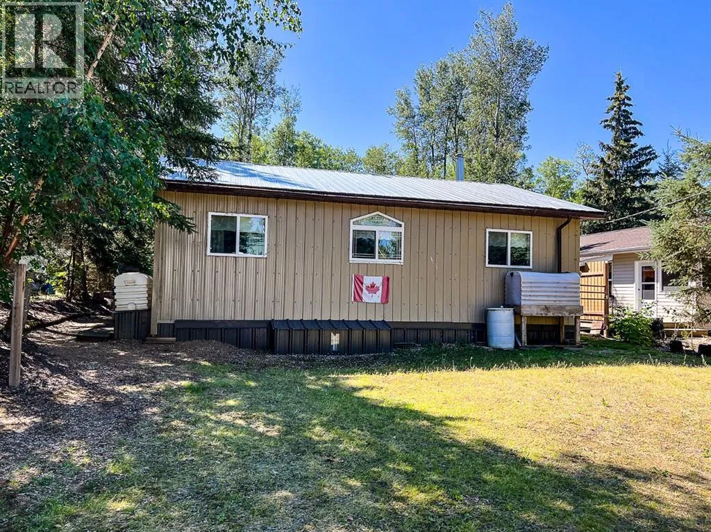 House for rent: Block 1 Lot 3, Rural Big Lakes County, Alberta T0G 1E0