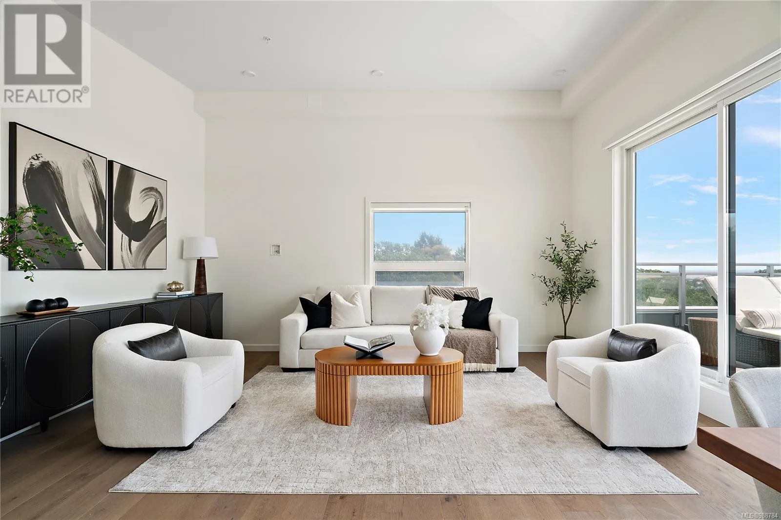 Apartment for rent: Bph1 1102 Esquimalt Rd, Esquimalt, British Columbia V9A 6A1