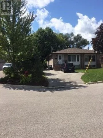 House for rent: Bsmnt - 24 Hillview Drive, Newmarket, Ontario L3Y 4H9