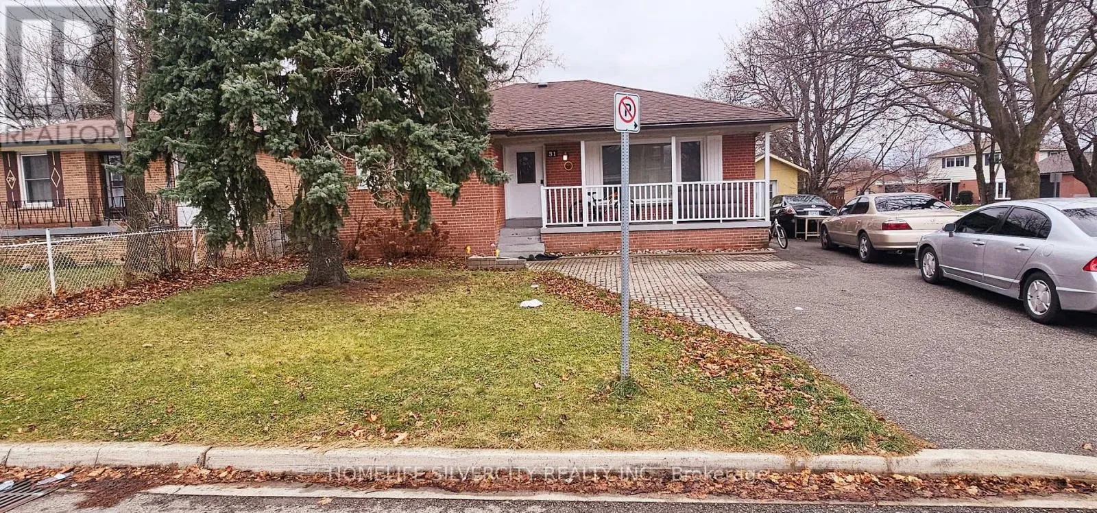 House for rent: Bsmnt - 31 Windermere Court, Brampton, Ontario L6X 2L5