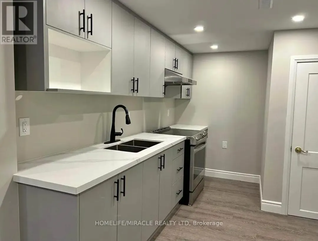 House for rent: Bsmnt - 851 Laurier Avenue, Milton, Ontario L9T 4H4