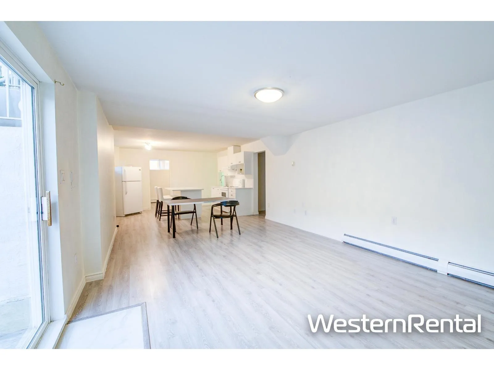 House for rent: Bsmt 11028 162a Street, Surrey, British Columbia V4N 4S8