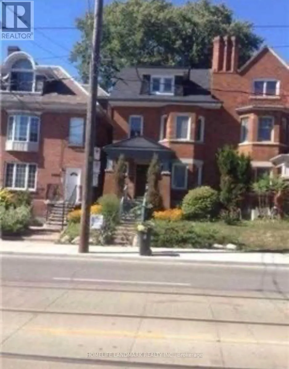 House for rent: Bsmt - 1492 King Street W, Toronto, Ontario M6K 1J3