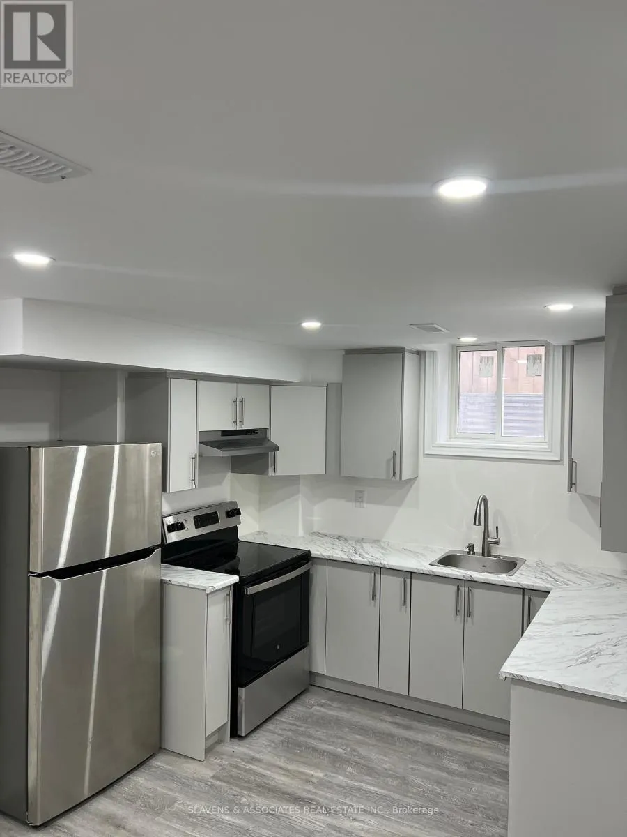 House for rent: Bsmt - 16 Wilsongary Circle, Ajax, Ontario L1T 0G7