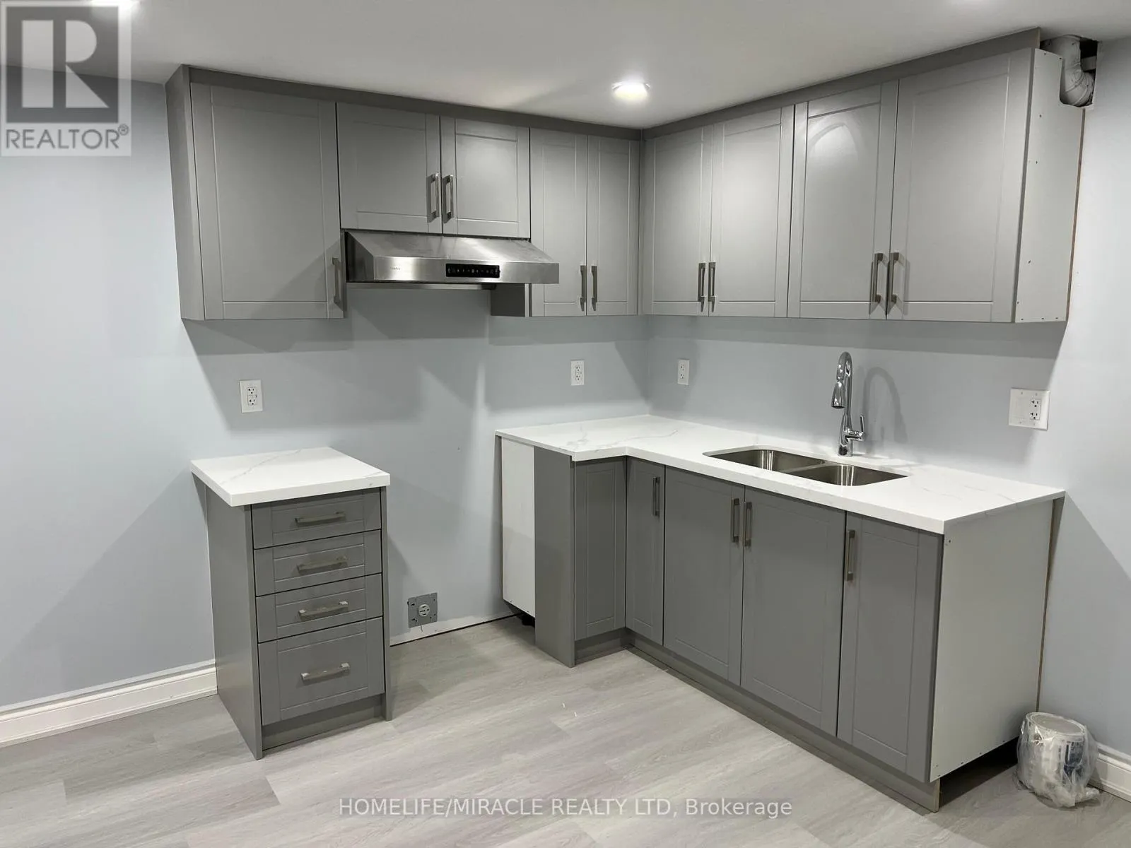 House for rent: Bsmt - 18 Russell Creek Drive, Brampton, Ontario L6R 3Y9