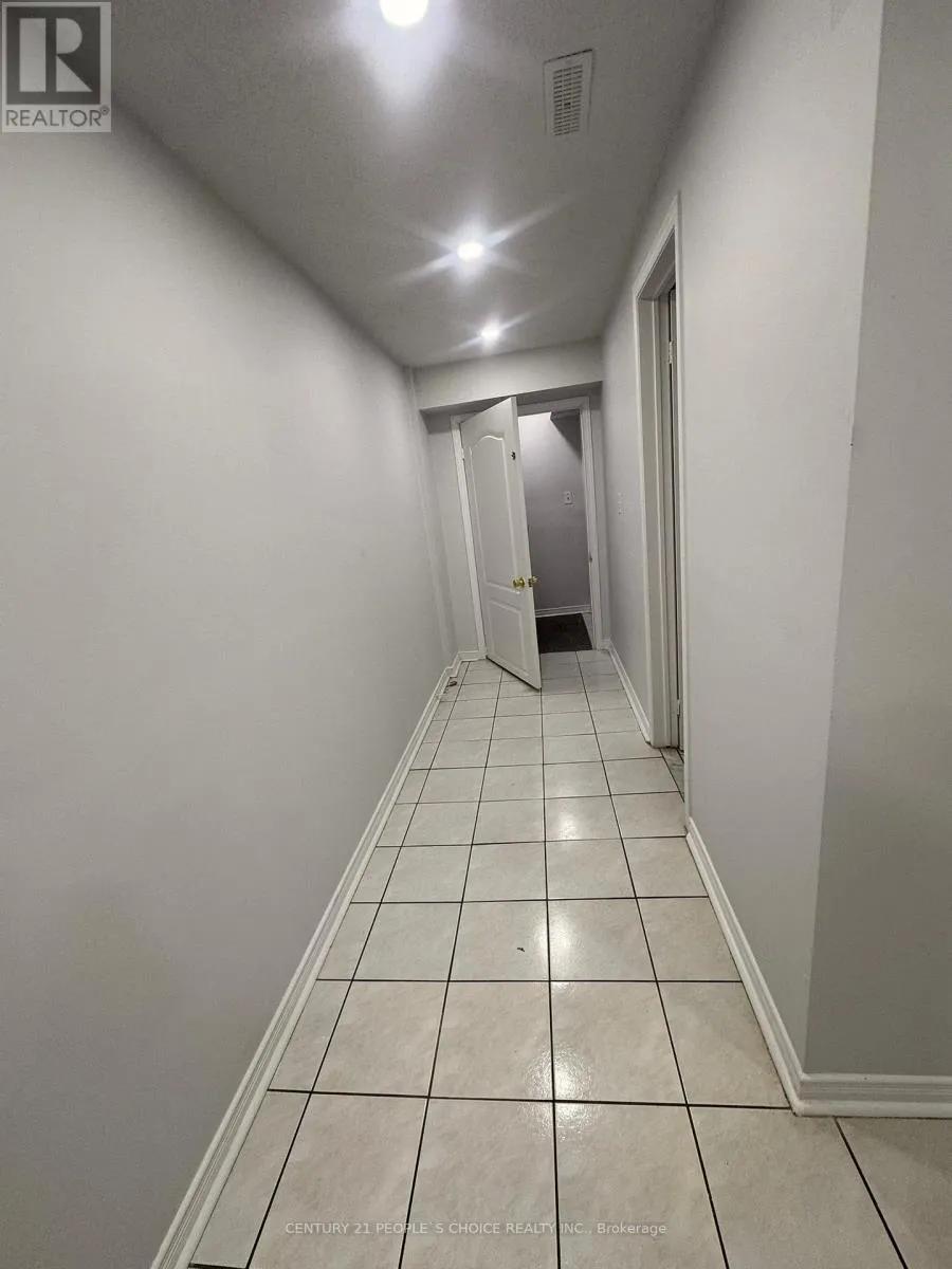 House for rent: Bsmt #2 - 3 Chapparal Drive, Brampton, Ontario L6R 3C5