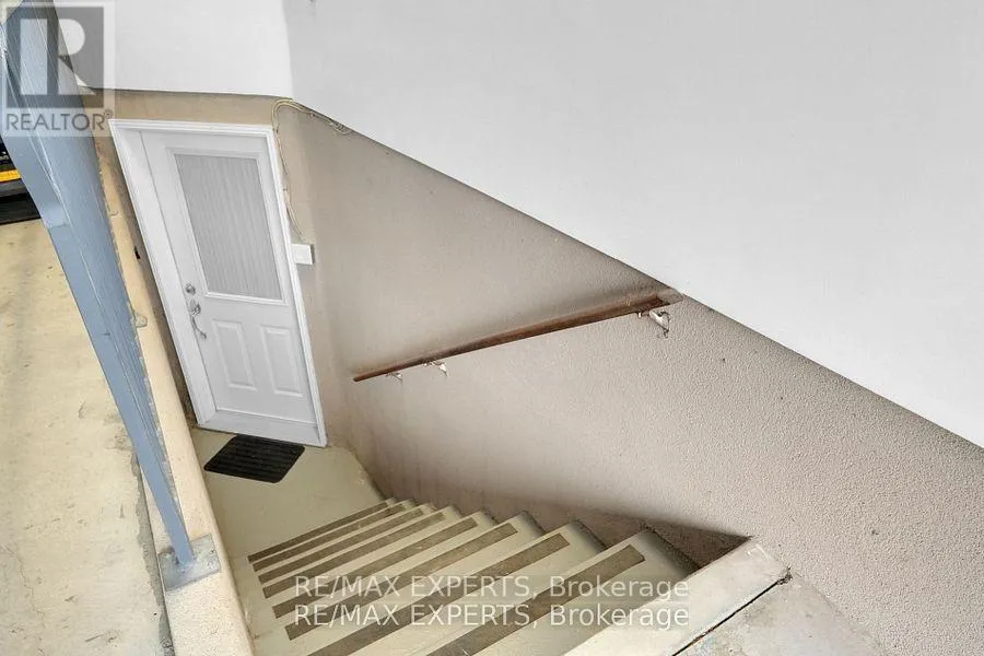 House for rent: Bsmt - 25 Royalparkway Way, Vaughan, Ontario L4H 1J5