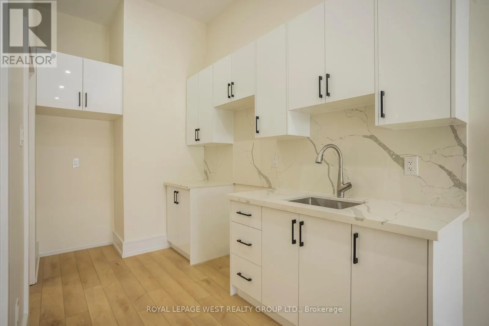 House for rent: Bsmt - 266a Kennedy Road, Toronto, Ontario M1N 3P5