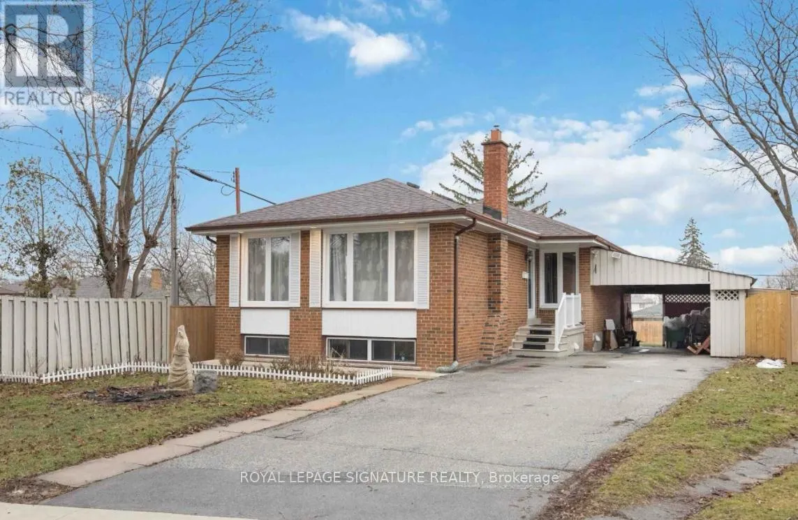 House for rent: Bsmt - 3 Barwell Crescent, Toronto, Ontario M9W 2W4