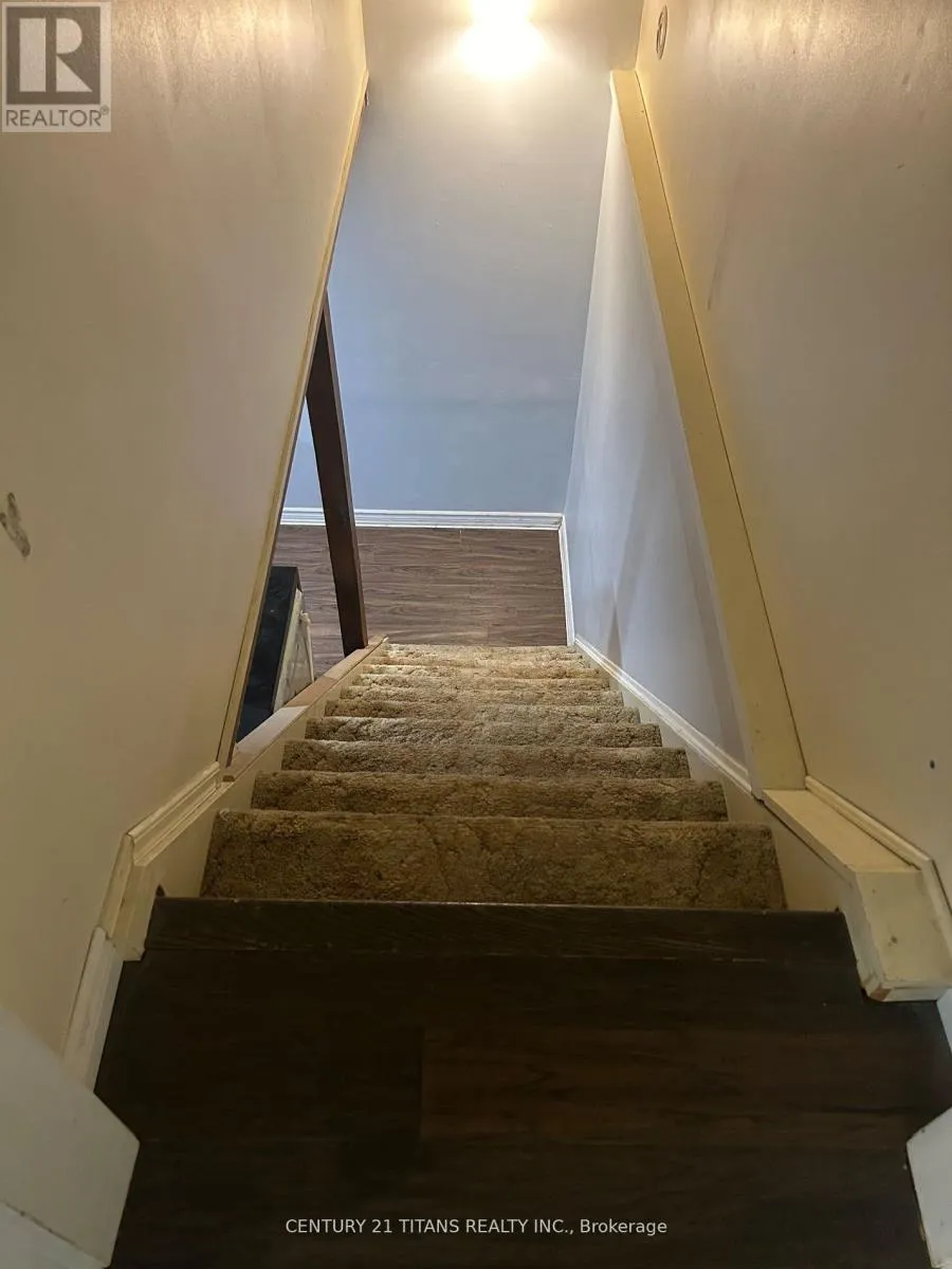 House for rent: Bsmt - 349 Carnaby Court, Oshawa, Ontario L1G 6N7