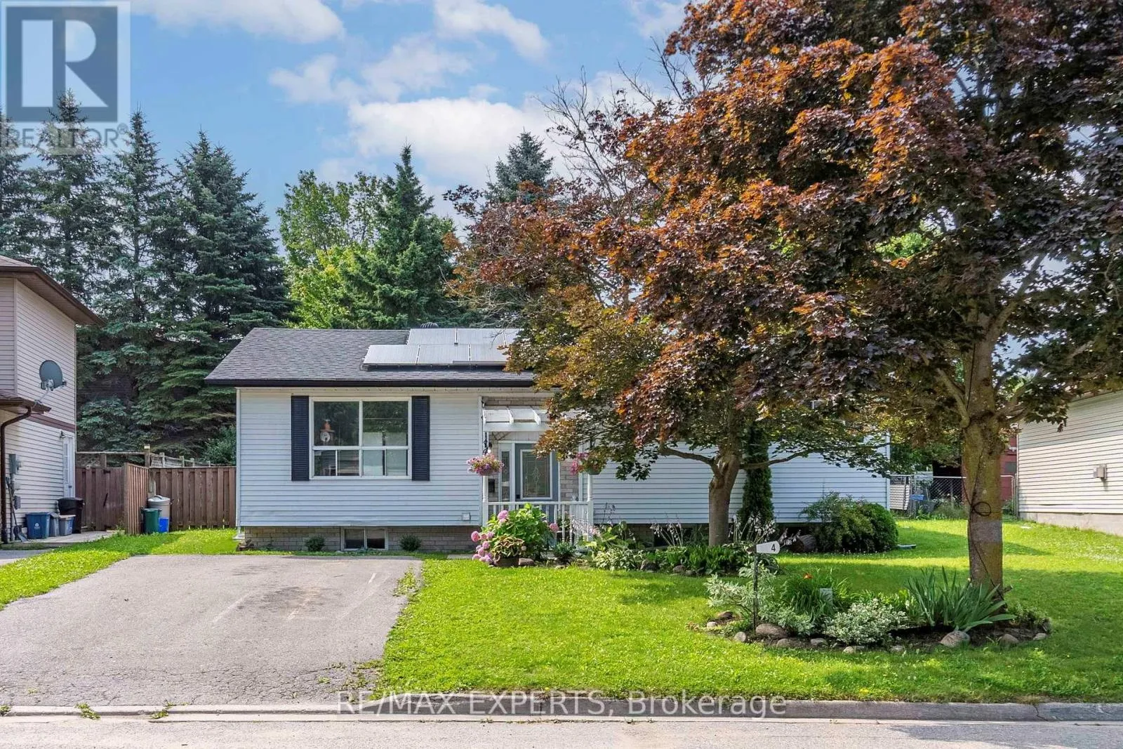 House for rent: Bsmt - 4 Frost Trail, Barrie, Ontario L4N 5V8