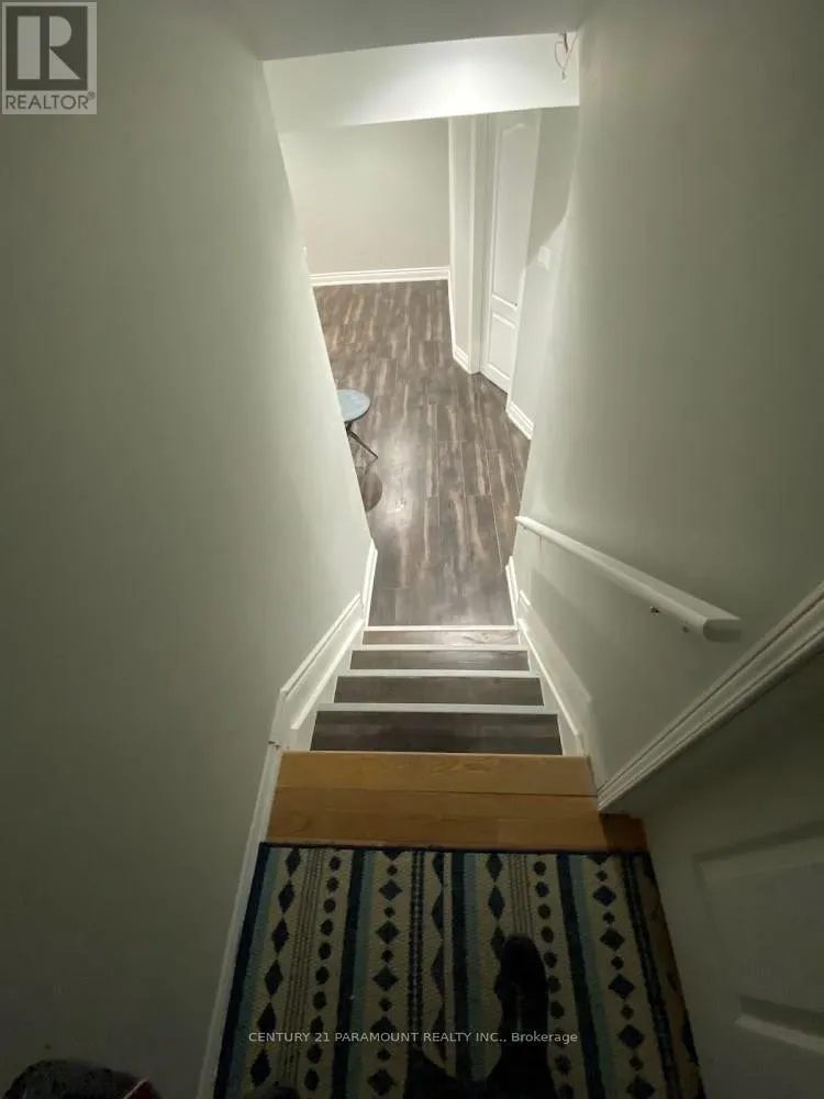 House for rent: Bsmt - 401 Acumen Court, Mississauga, Ontario L5W 0E2