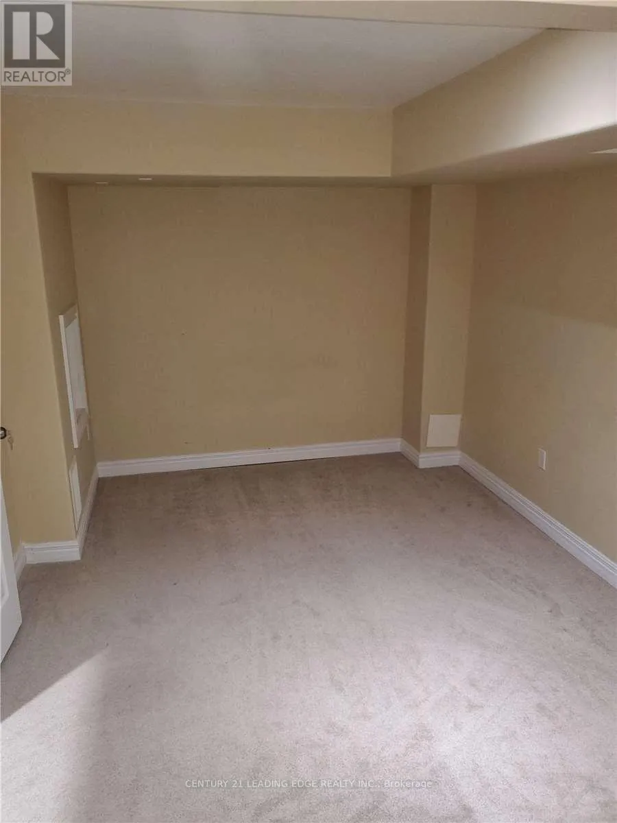 Row / Townhouse for rent: Bsmt - 5 Aldonschool Crescent, Ajax, Ontario L1S 0C5