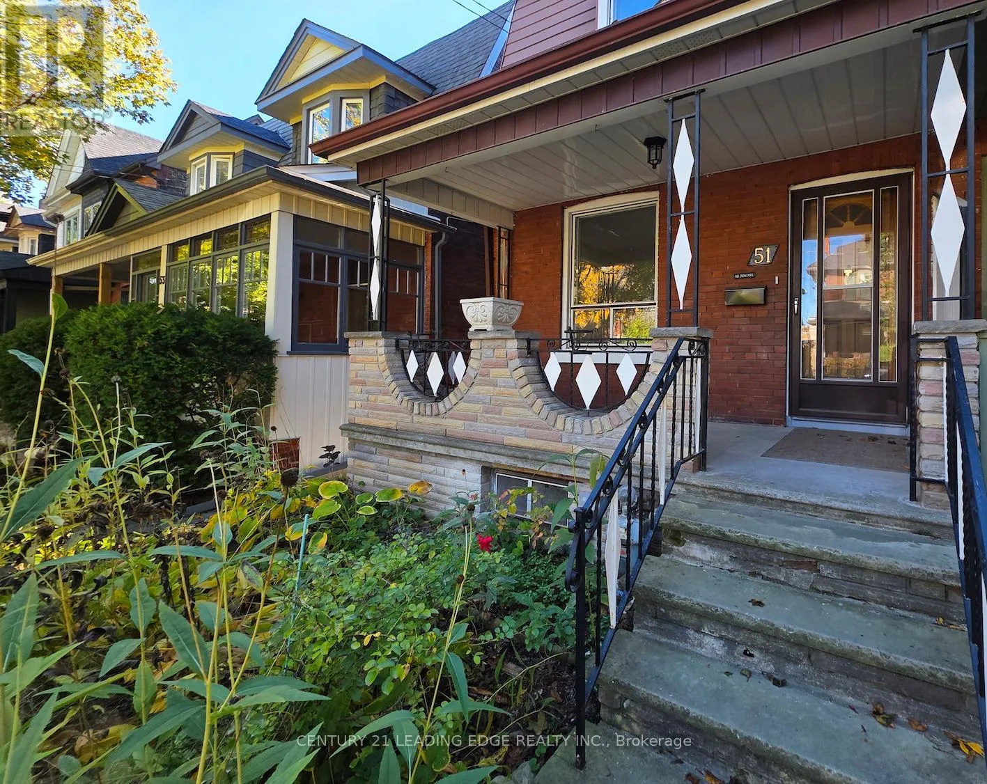 House for rent: Bsmt - 51 Dearbourne Avenue, Toronto, Ontario M4K 1M6