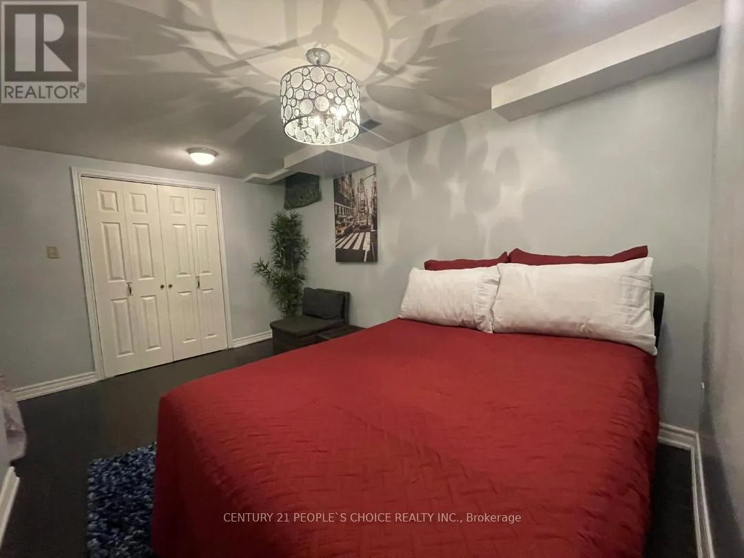 House for rent: Bsmt - 54 Carrie Crescent, Brampton, Ontario L6Y 4Z1