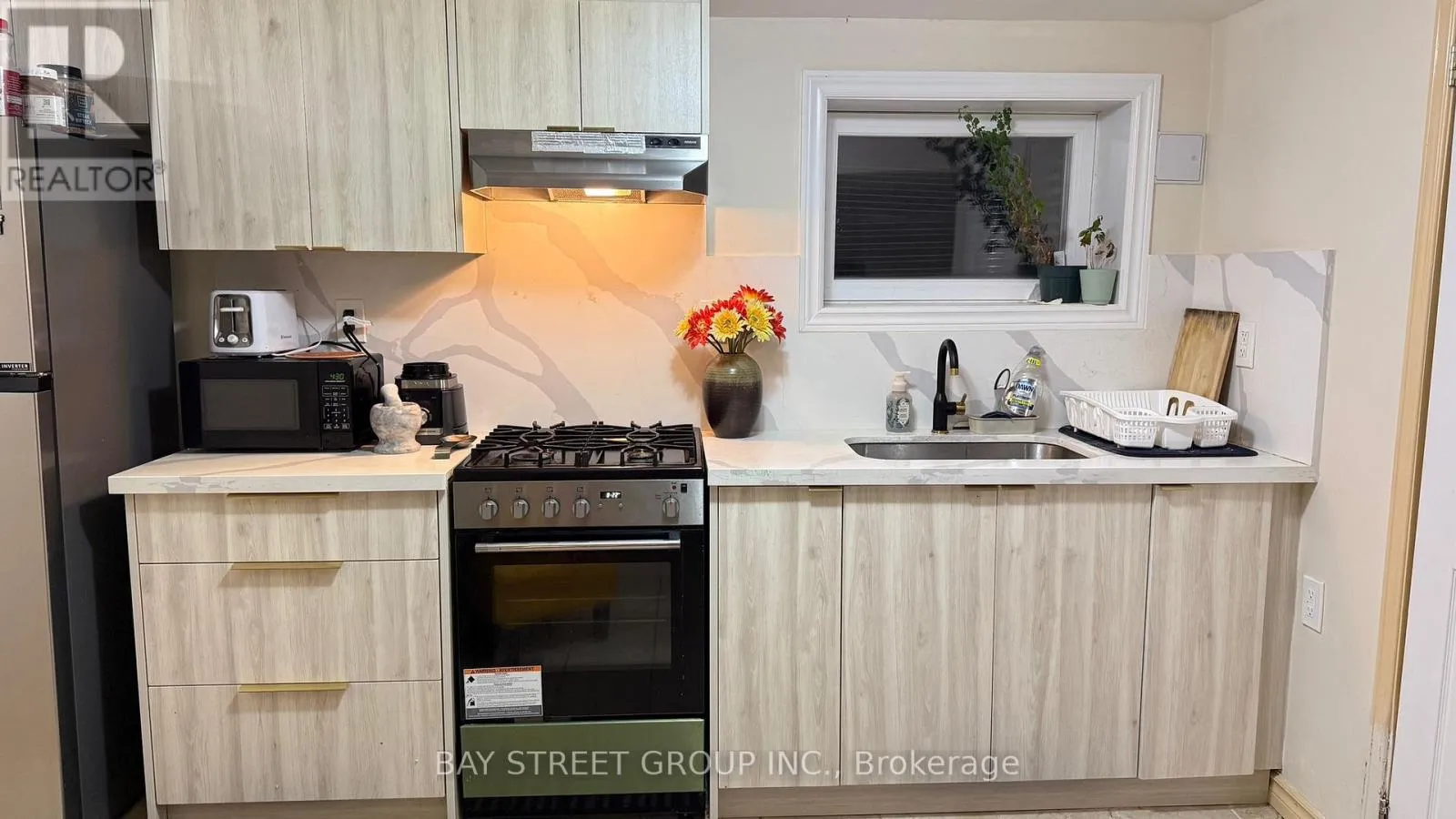 House for rent: Bsmt - 657 Pharmacy Avenue, Toronto, Ontario M1L 3H6