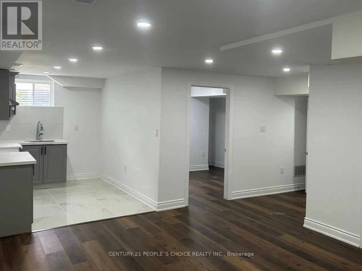 House for rent: Bsmt - 66 Circus Crescent, Brampton, Ontario L7A 0H1