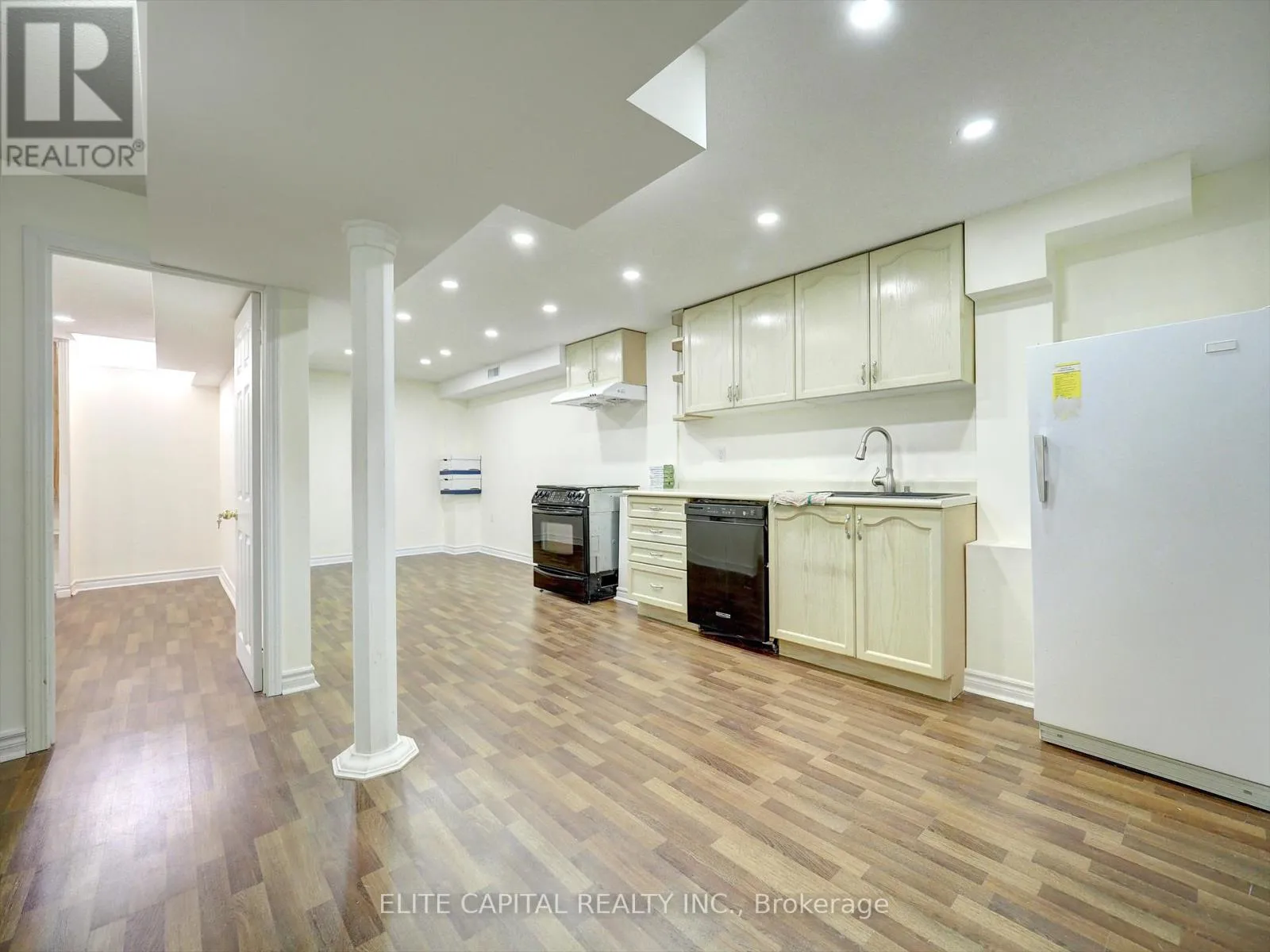 Row / Townhouse for rent: Bsmt - 783 Bur Oak Avenue, Markham, Ontario L6E 1C2