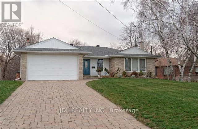 House for rent: Bsmt - 9 Finchgate Court, Toronto, Ontario M2K 2C8