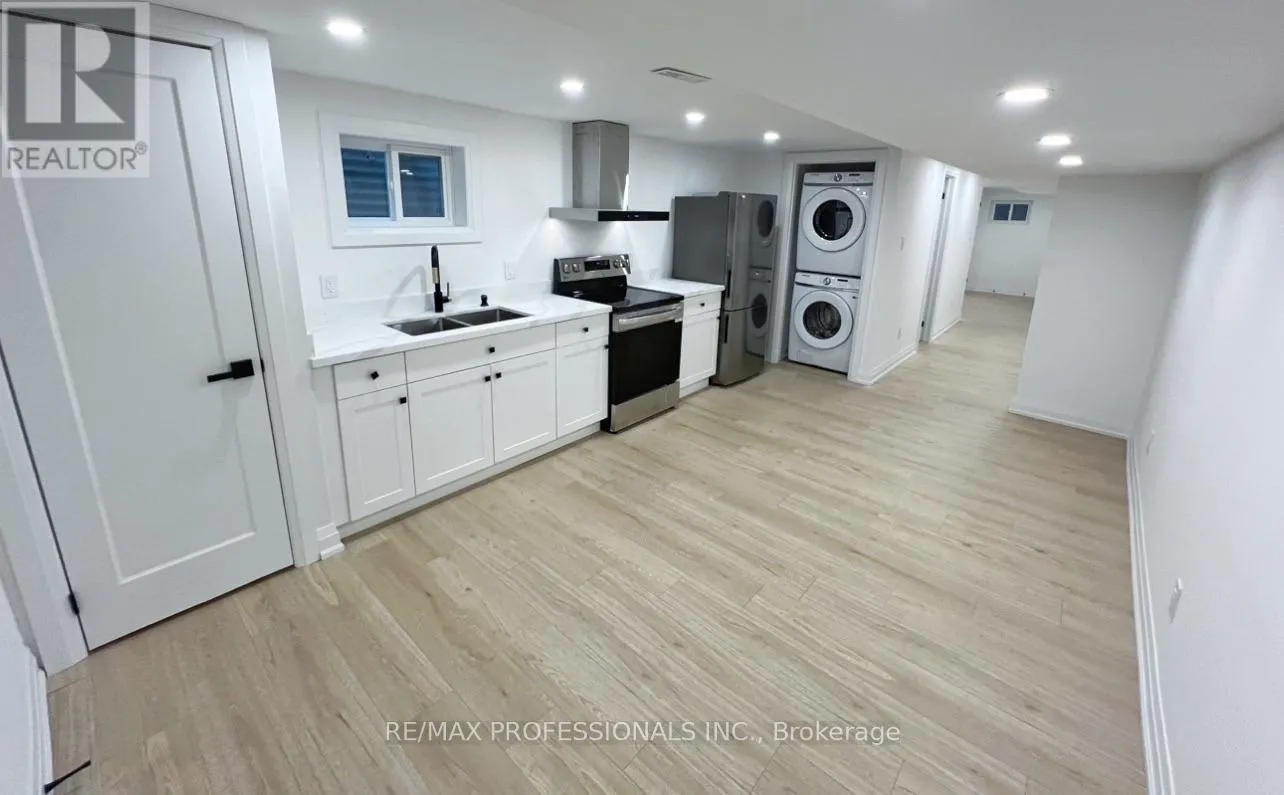 House for rent: Bsmt - 92 Tanjoe Crescent, Toronto, Ontario M2M 1P7