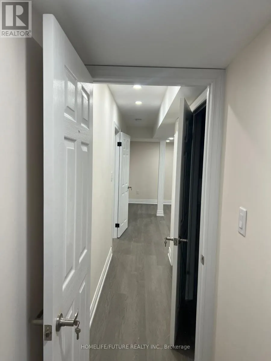 House for rent: Bsmt Unit 1 - 17 Micklefield Avenue, Whitby, Ontario L1P 0C2