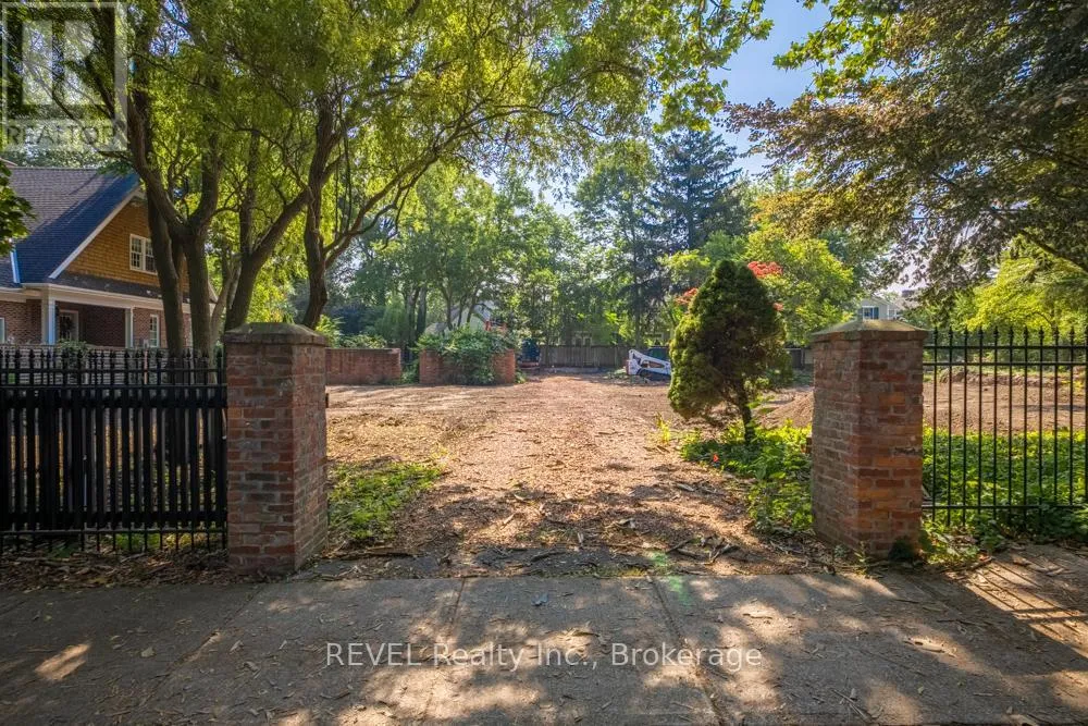 Building Lot Simcoe Street, Niagara-on-the-Lake, Ontario L0S 1J0